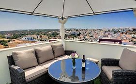 Apartment Alpha - 2 Bedrooms, Private Rooftop Patio With Hot Tub, Bbq And View
