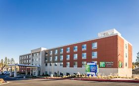 Holiday Inn Express & Suites - Bend South, An Ihg Hotel
