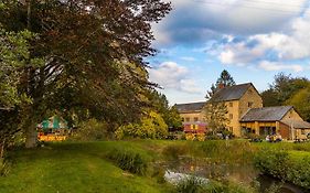 Haselbury Mill Hotel And Restaurant