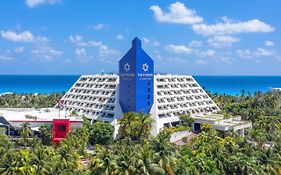 The Pyramid at Grand Oasis All Inclusive