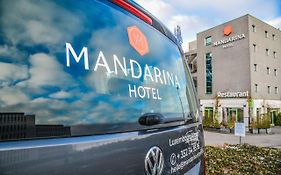 Mandarina Hotel Airport