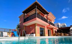Luxury 5 Star Villa Violetta With Amazing Sea View, Jacuzzi And Heated Pool