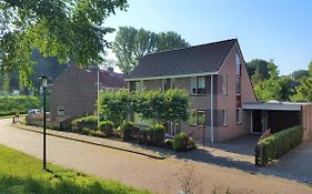 Holiday Apartment With Free Parking Boven Jan Enkhuizen
