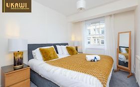 Best Value - 2 Bedroom Apartment, Upto 5 Guests With Ukawi Serviced Accommodation Edinburgh, Free Car Park & Free Wifi