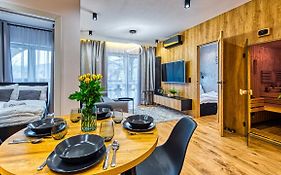 Apartament Wood Lux z Sauną - 5D Apartamenty