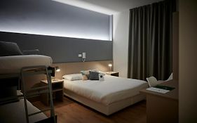 Lainez Rooms & Suites  3*