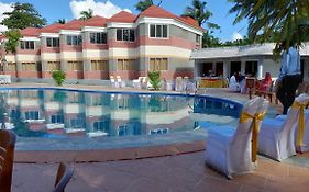 Coral Beach Resort Mahabalipuram 4* India
