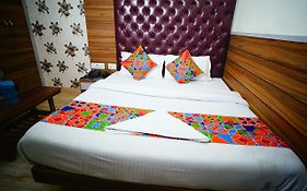 Hotel Jyoti Deluxe New Delhi 2*