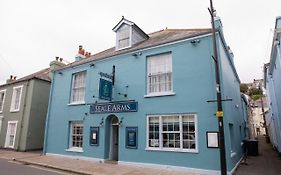 The Seale Arms Dartmouth 3*
