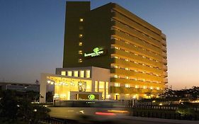 Hotel Lemon Tree Pune 4*