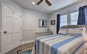 Downtown Ocean Springs Duplex With A And C 1 Mi To Beach