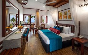 Tangerine Beach Hotel Калутара 4* Шри-ланка