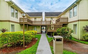 Doral Inn And Suites