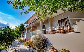 Filia Rooms & Apartments Agioi Apostoloi (evia) Greece