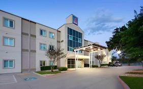 Motel 6 San Antonio Airport 2*