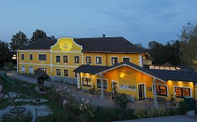 Gasthaus Perbersdorfer Heuriger Neuhofen An Der Ybbs Österreich