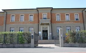 Student'S Hostel Parma
