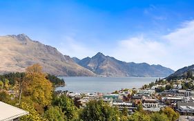Queenstown House Bed & Breakfast And Apartments  New Zealand