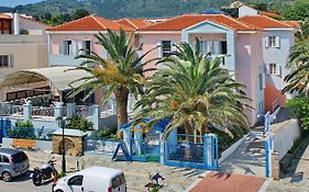 Dolphin Hotel Skopelos