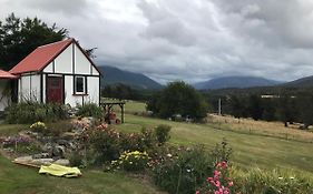 Tophouse Mountainview Cottages