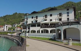Hotel Celis Barcis