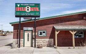 Circle r Motel