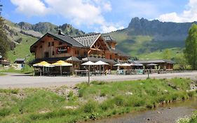 Chalet Hotel Vaccapark  3*