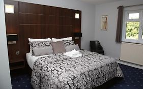 Quality Hotel Coventry 3*