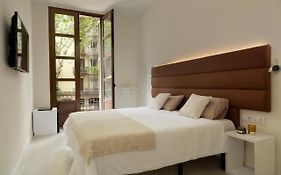 Hotel Naitly Ronda Sant Antoni Barcelona