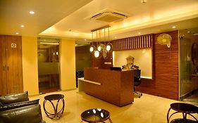 The Triple Crown Hotel Bettiah India