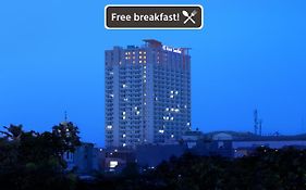 Hotel Santika Depok  3* Indonesia
