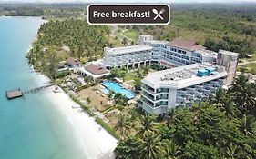 Hotel Santika Premiere Beach Resort Belitung Sijuk 4* Indonesia