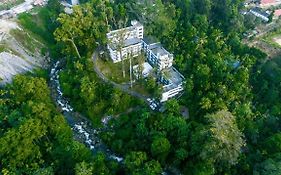 Munnar Black Forest Resort