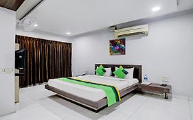 Hotel Dwarika Inn Indore India