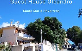 Guest House Oleandro Iun 2727