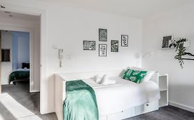 Air Host And Stay - Argyle Apartment Sleeps 4 City Centre