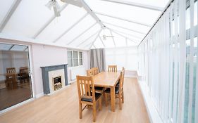 Longley Farm View -Spacious 4 Bed Property