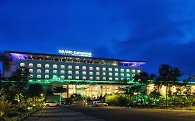 Grand Sunshine Resort & Convention Bandung 4*