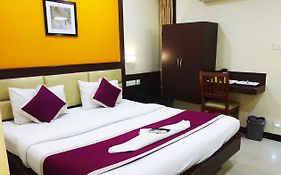 Hotel Sabarees Residency Madurai