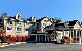 Country Inn And Suites Lake George Ny
