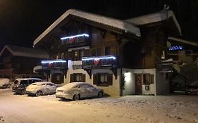 Bed And Breakfast Chalet Manava