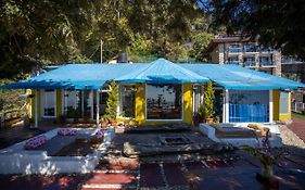 Seclude Hotel Mussoorie