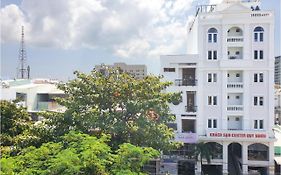 Khách sạn Center Quy Nhơn