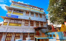 Hotel East View Varanasi