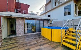 Pooja Villa Suites-Rooms And Pool, Igatpuri