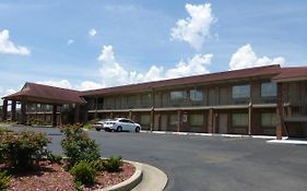 Red Roof Inn & Suites Cleveland, Tn photos Exterior