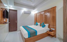Hotel Classic Suite Delhi 3*