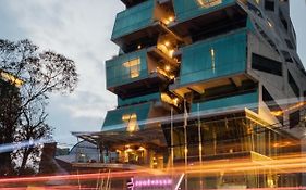 Hotel U Janevalla Bandung 4*