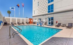 Holiday Inn Express & Suites - Phoenix Dwtn - State Capitol, An Ihg Hotel