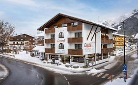 Hotel Central Seefeld 4*